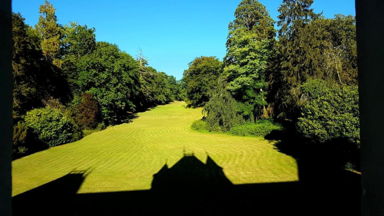 Chateau De La Rose Cluis ภายนอก รูปภาพ